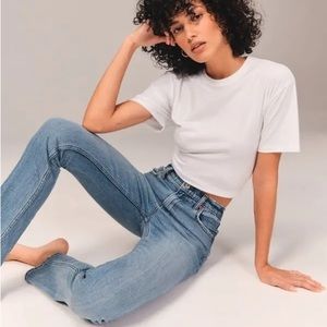 Abercrombie & Fitch Ultra High Rise 90s Slim Straight Jeans